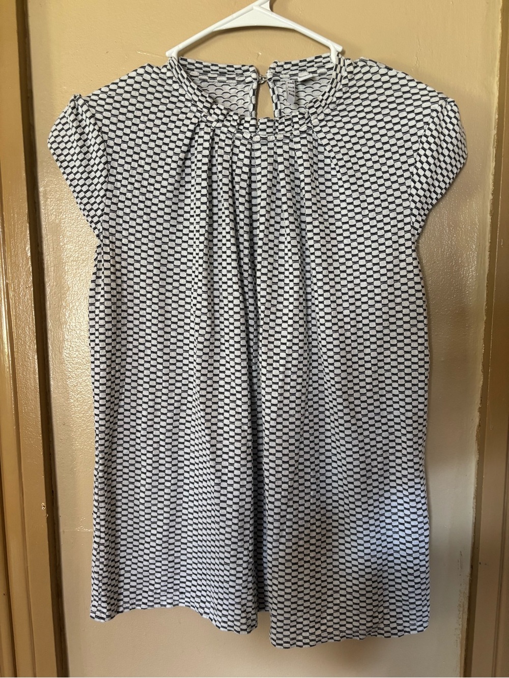 Women’s ELLE blouse